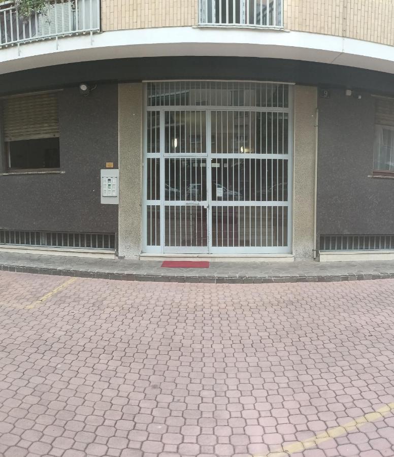 Appartamento Simba Milano Exterior foto